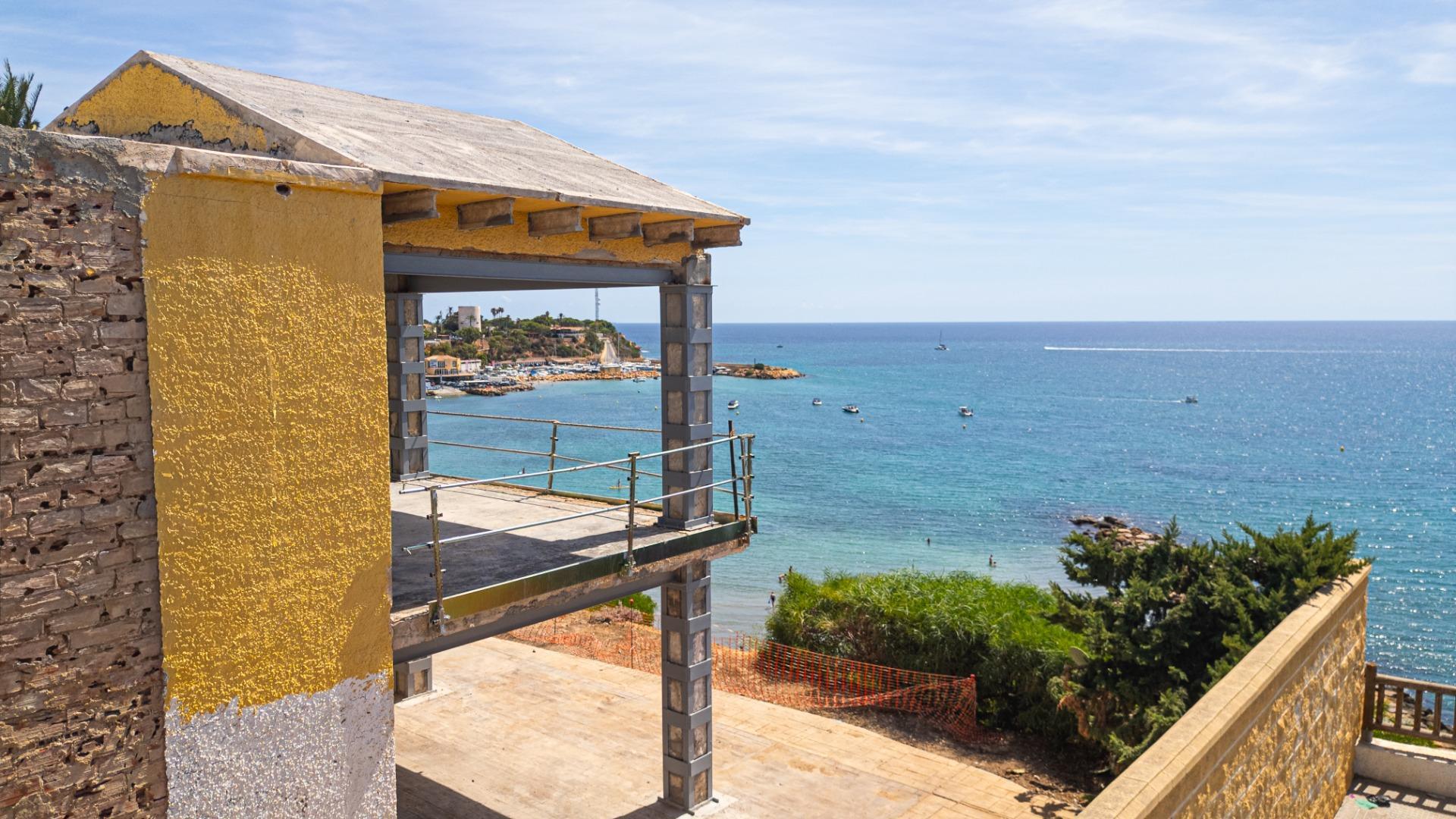 6-Bedroom Villa in Cabo Roig, Cabo Roig - Image 3