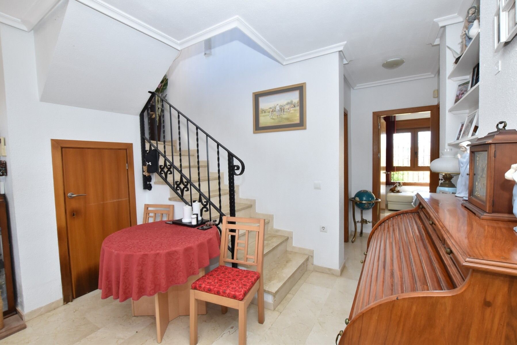 3-Bedroom Villa in Comunidad Valenciana, Algorfa - Image 16