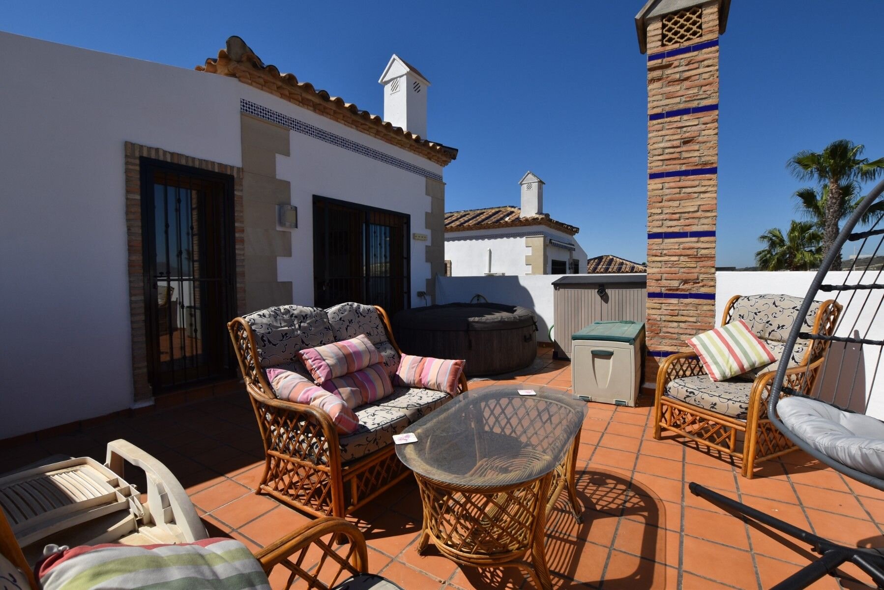 3-Bedroom Villa in Comunidad Valenciana, Algorfa - Image 34