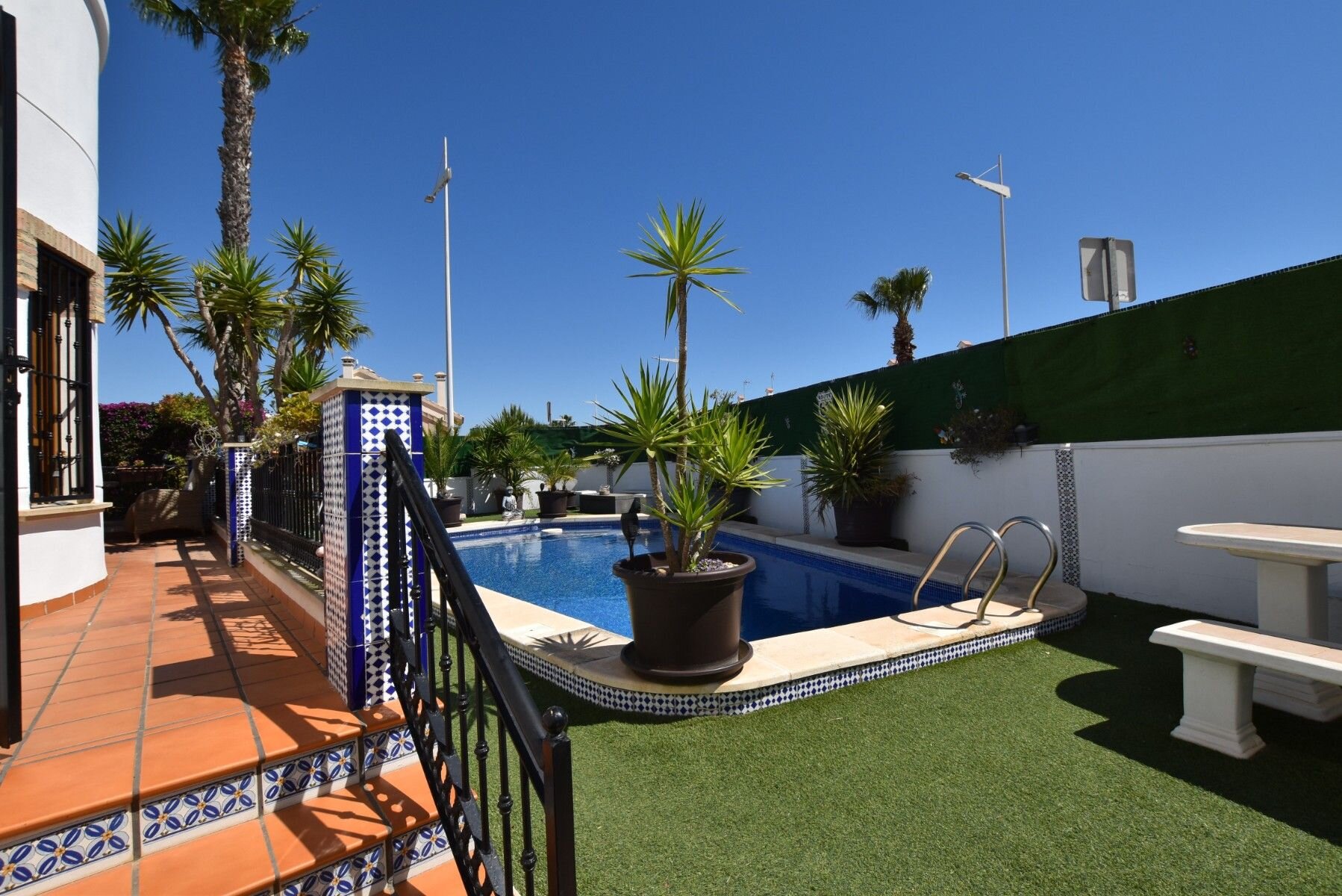 3-Bedroom Villa in Comunidad Valenciana, Algorfa - Image 37