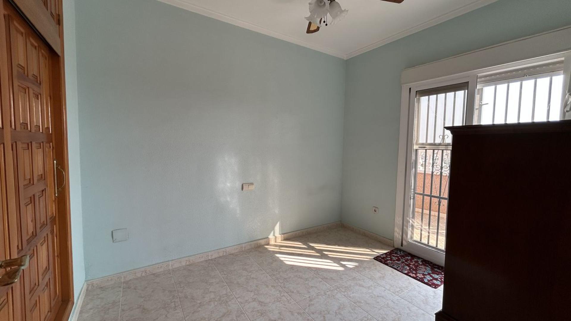 5-Bedroom Villa in Rojales - Image 33