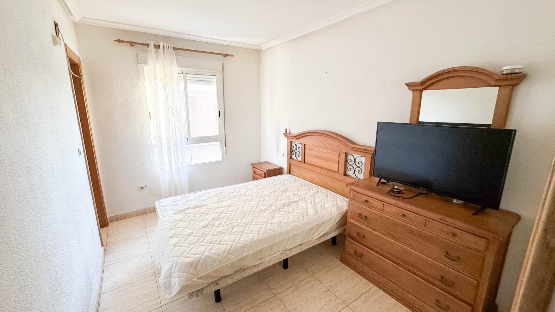 3-Bedroom Apartment in Parque de las Naciones, Torrevieja - Image 14