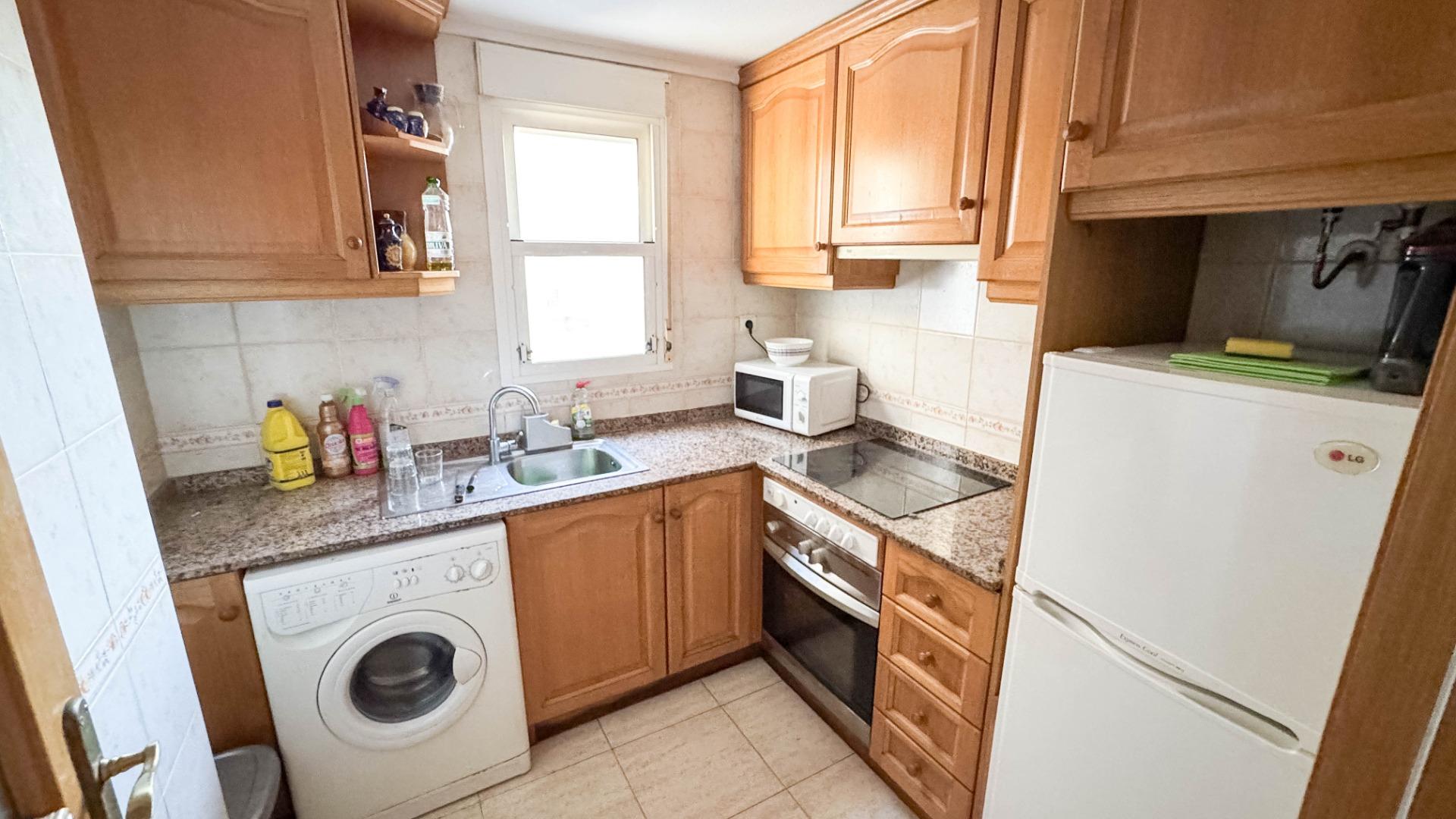 3-Bedroom Apartment in Parque de las Naciones, Torrevieja - Image 19