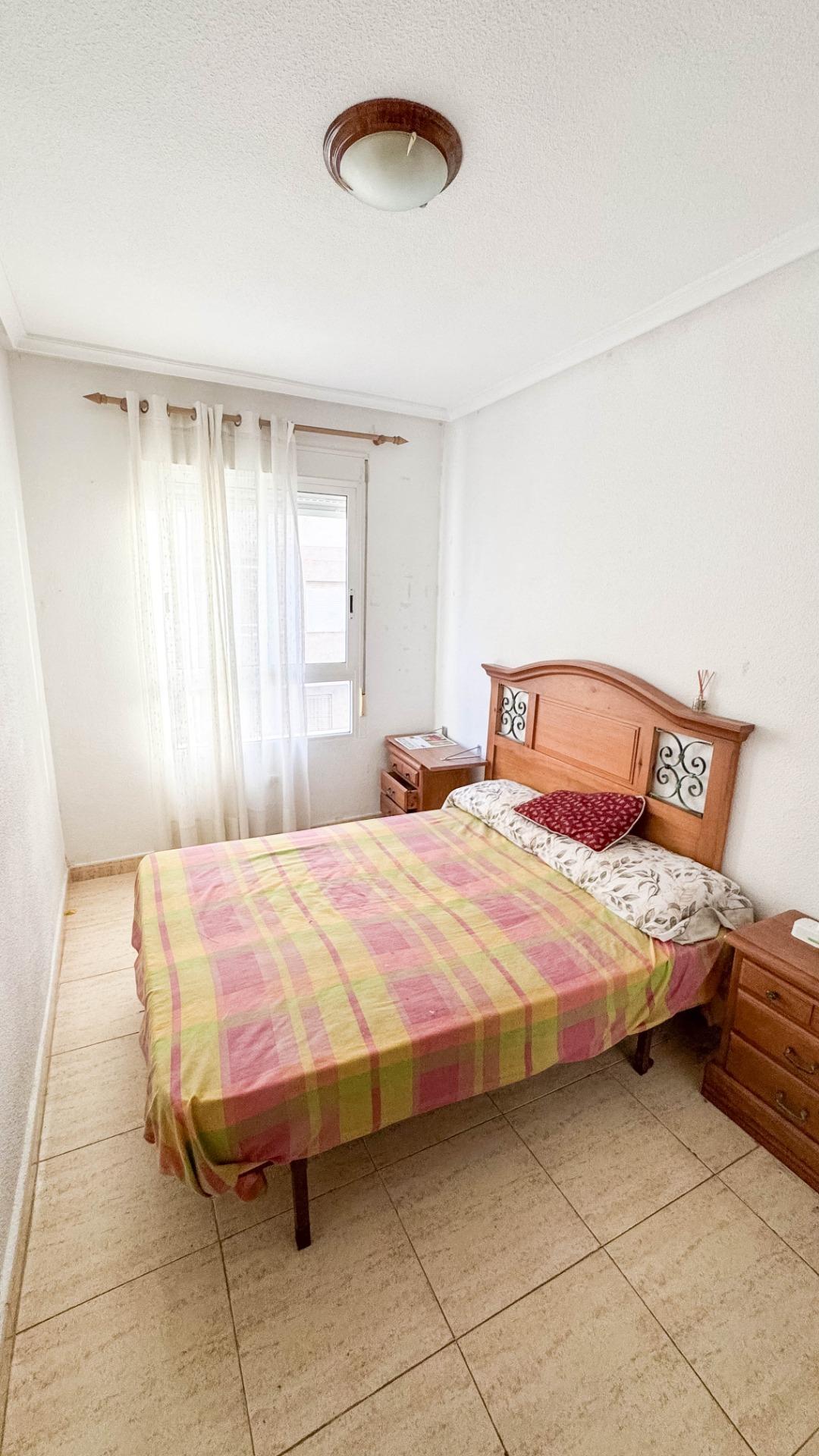 3-Bedroom Apartment in Parque de las Naciones, Torrevieja - Image 3