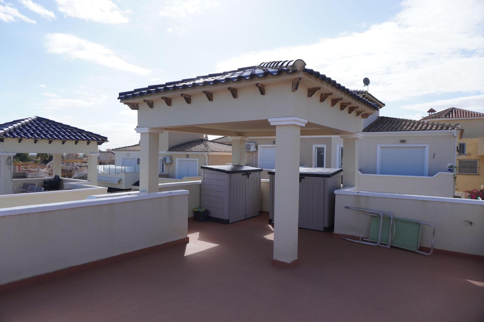 Villa met 3 Slaapkamers in Las Filipinas, San Miguel de Salinas - Image 6