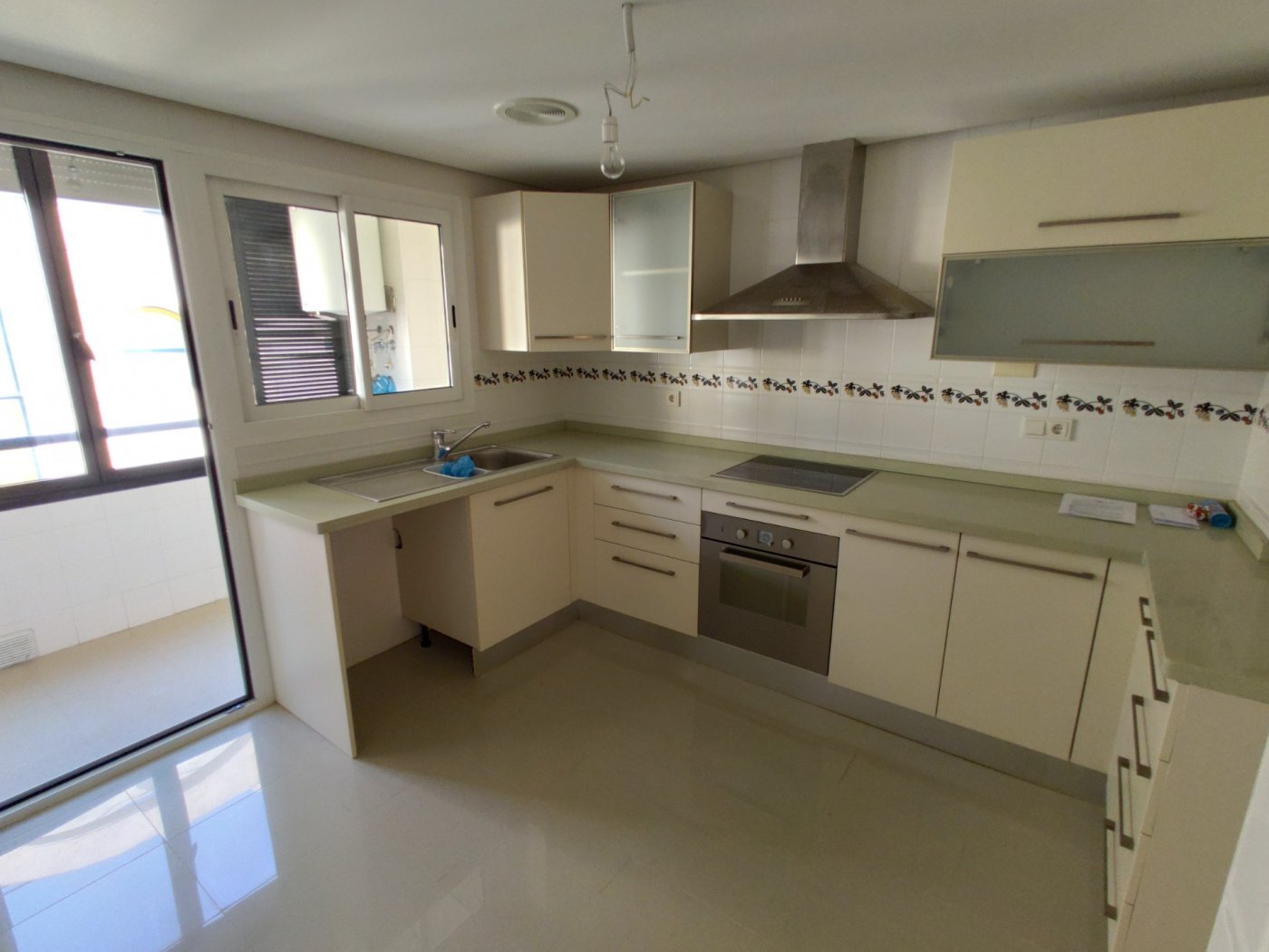 3-Bedroom Apartment in Torrevieja, Torrevieja - Image 29