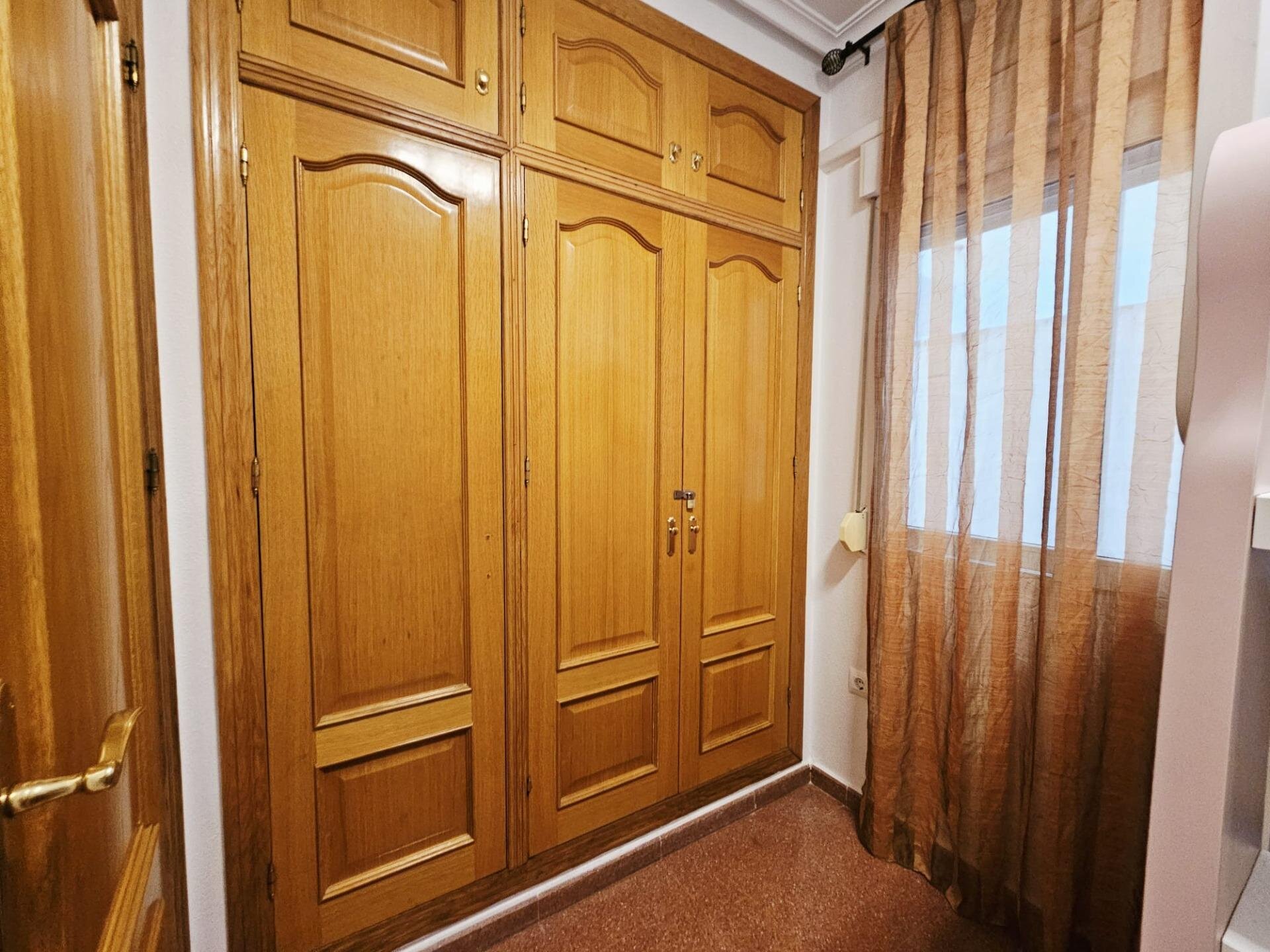 3-Bedroom Apartment in Playa del Cura, Torrevieja - Image 5