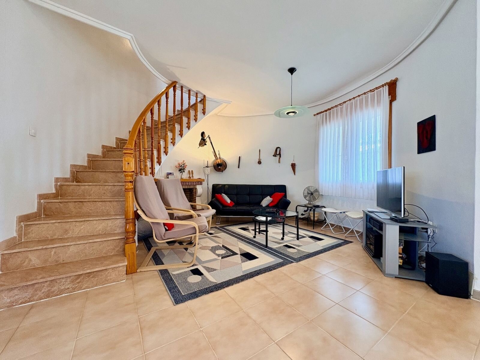 3-Bedroom Villa in Pueblo 5, Formentera del Segura - Image 2