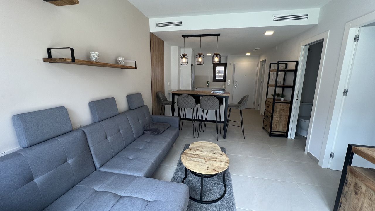 2-Bedroom Apartment in San Pedro del Pinatar - Image 4