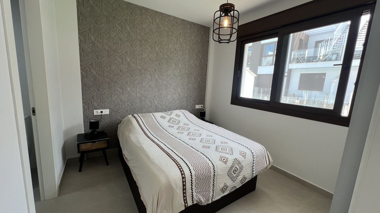 2-Bedroom Apartment in San Pedro del Pinatar - Image 9