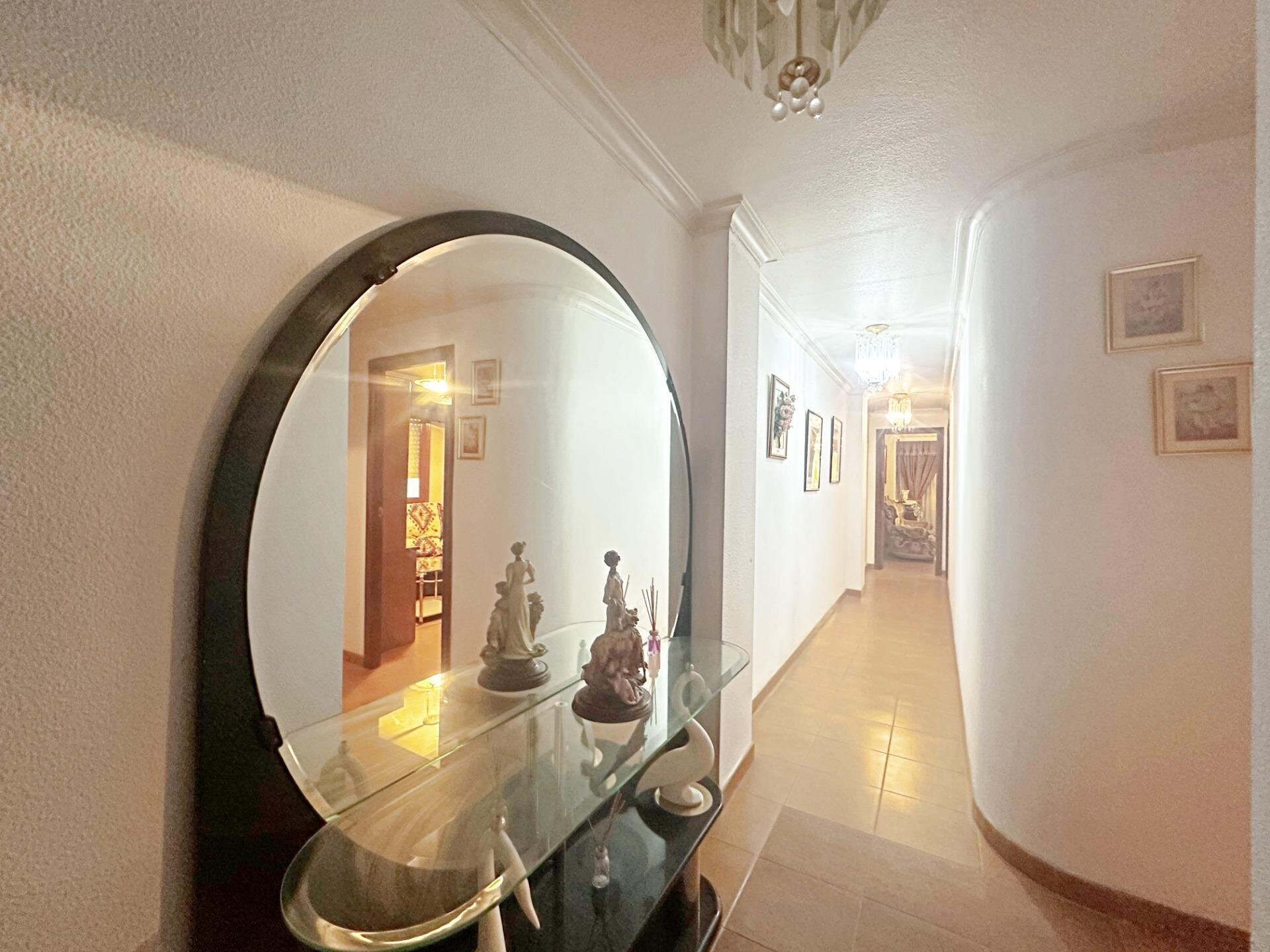4-Bedroom Apartment in Torrevieja - Image 2