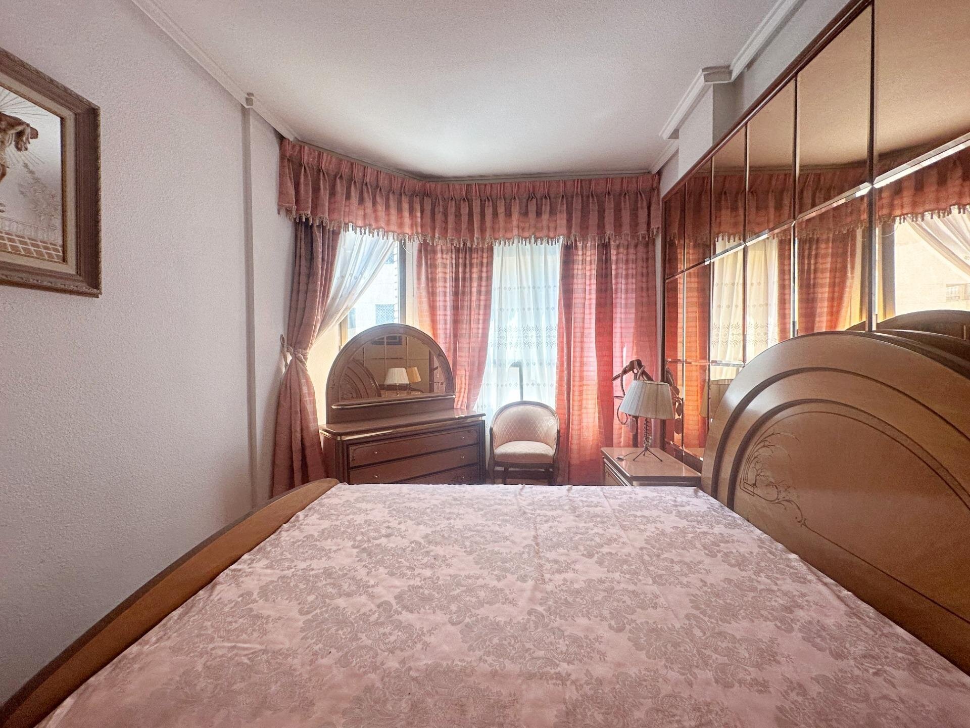 4-Bedroom Apartment in Torrevieja - Image 20