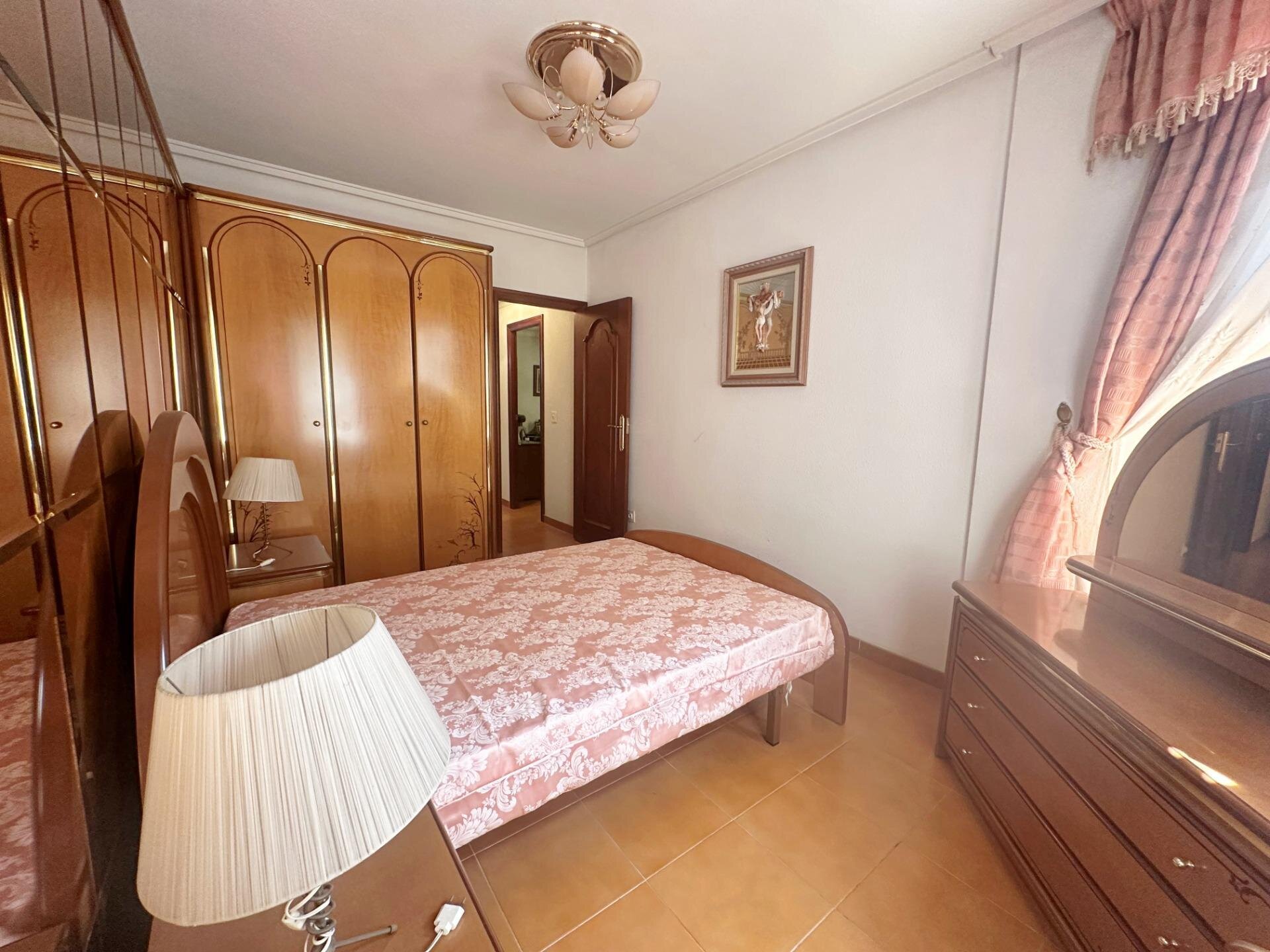 4-Bedroom Apartment in Torrevieja - Image 21