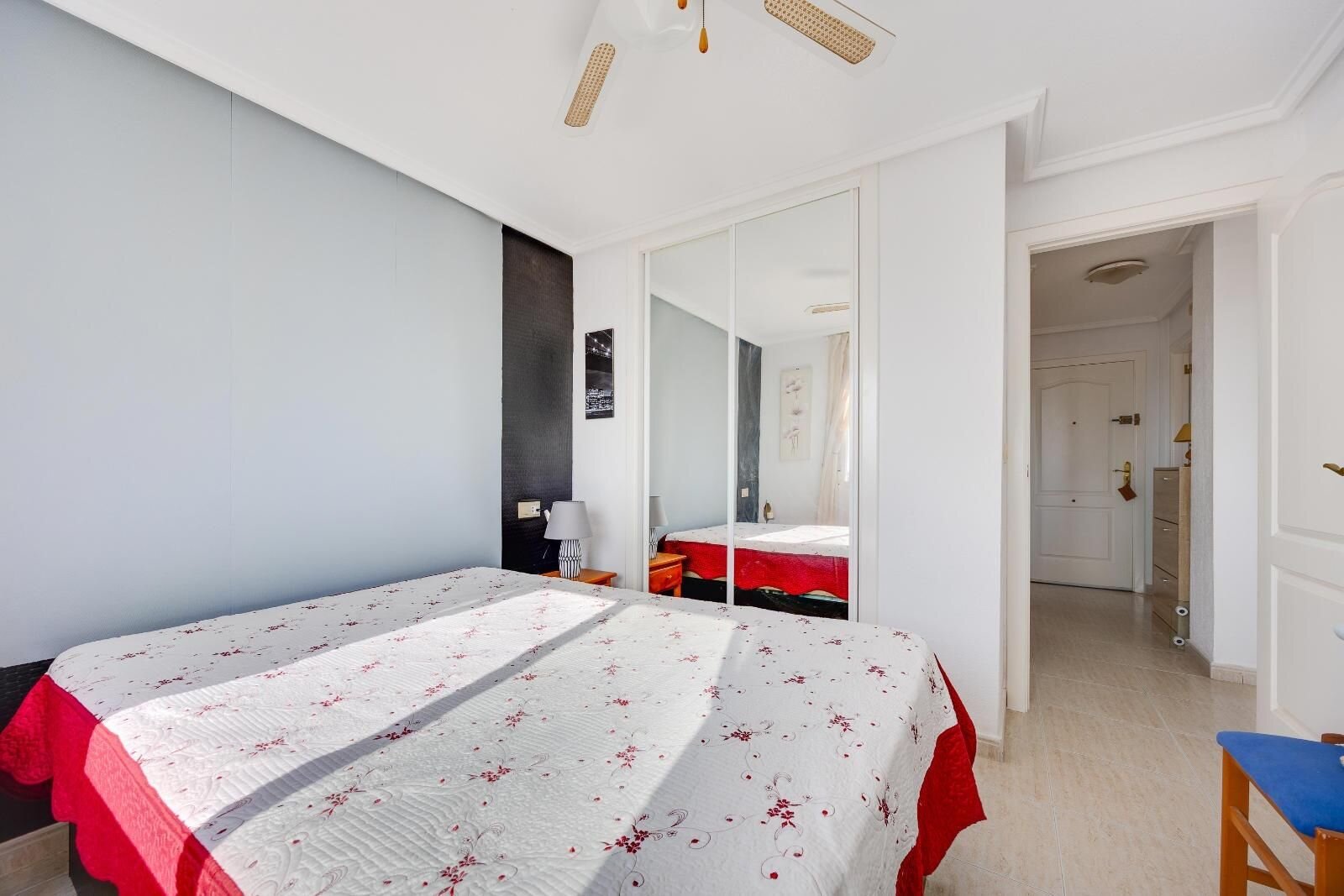 2-Bedroom Apartment in Parque las Naciones, Torrevieja - Image 28