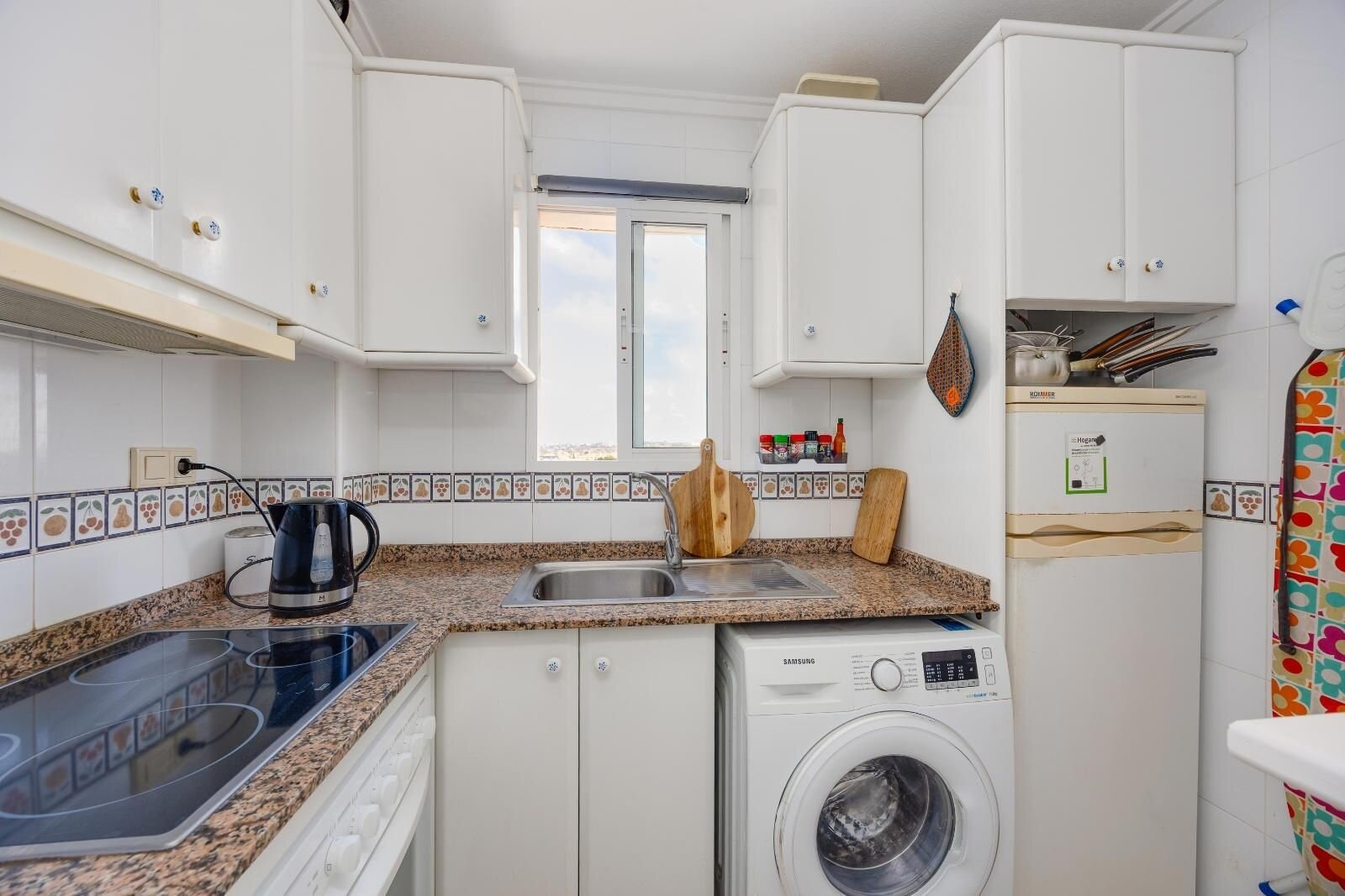 2-Bedroom Apartment in Parque las Naciones, Torrevieja - Image 34