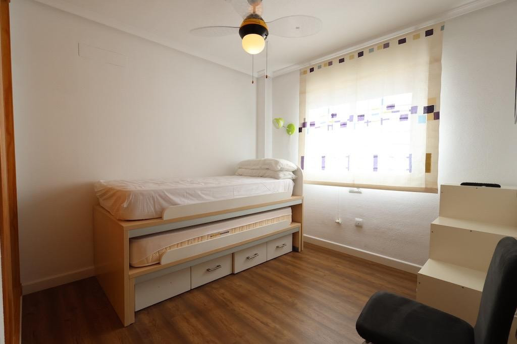 2-Bedroom Penthouse Apartment in Mil Palmeras, Pilar de l... - Image 14