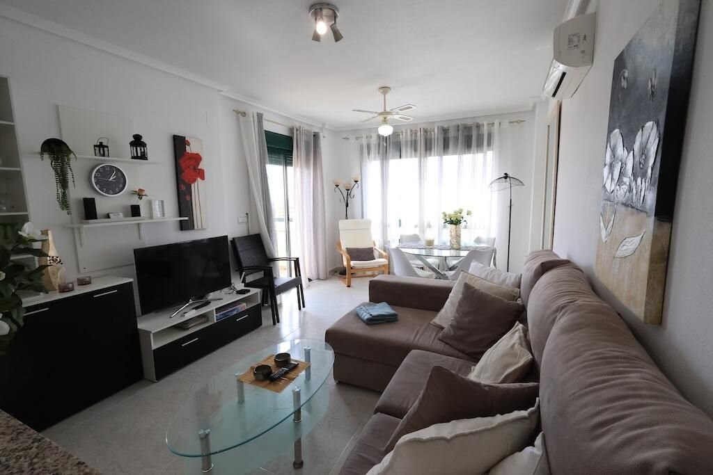 2-Bedroom Apartment in Las Filipinas, Orihuela Costa - Image 7