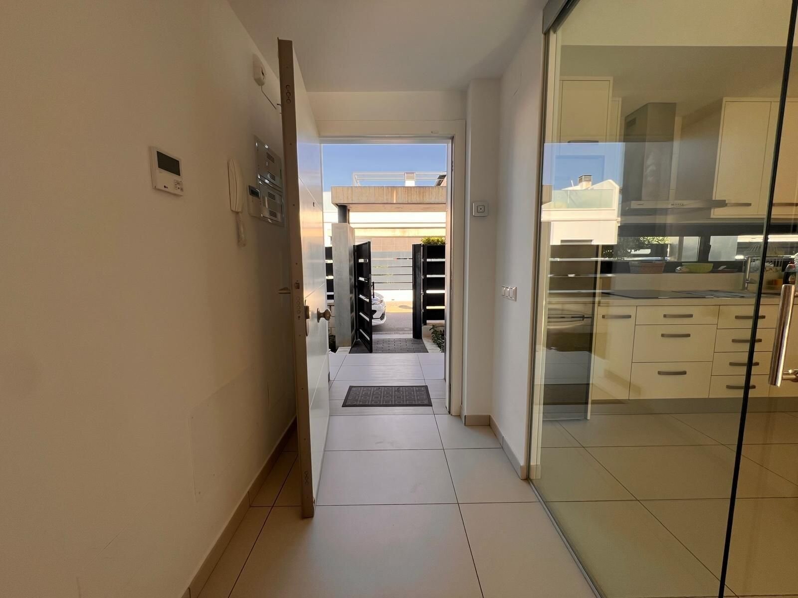 3-Bedroom Villa in Lomas de Cabo Roig, Orihuela Costa - Image 16