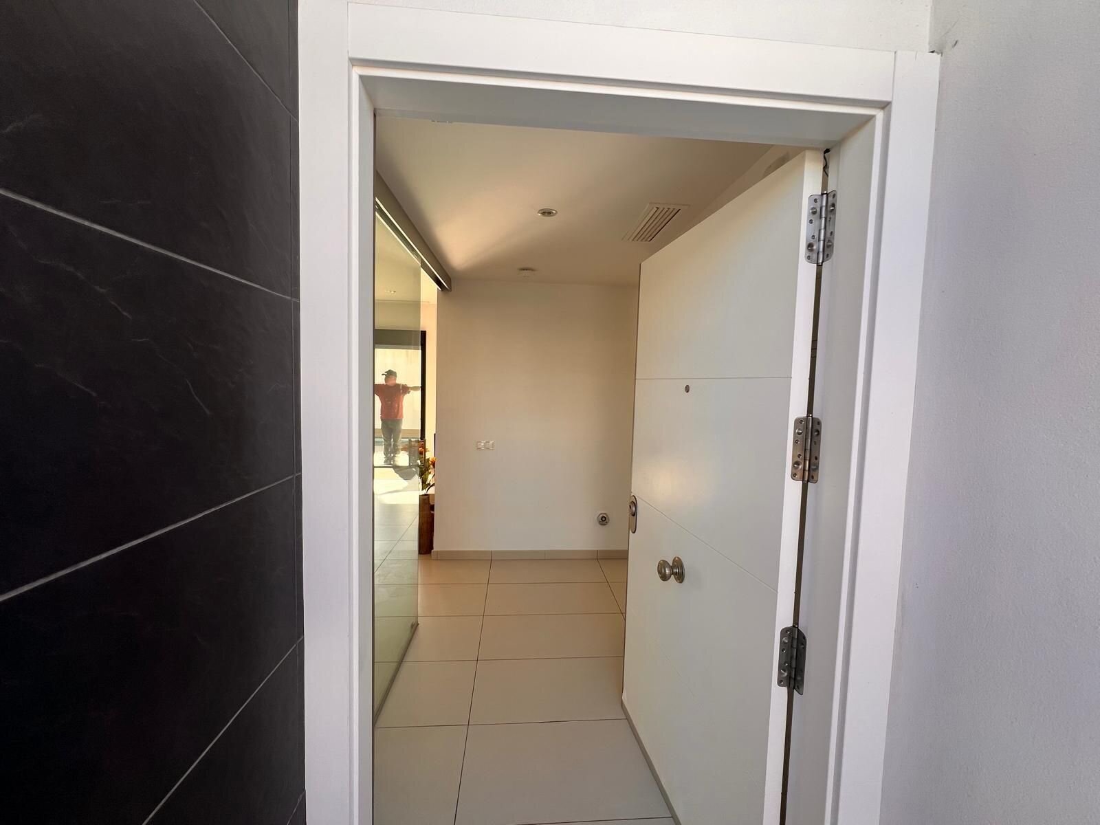 3-Bedroom Villa in Lomas de Cabo Roig, Orihuela Costa - Image 17