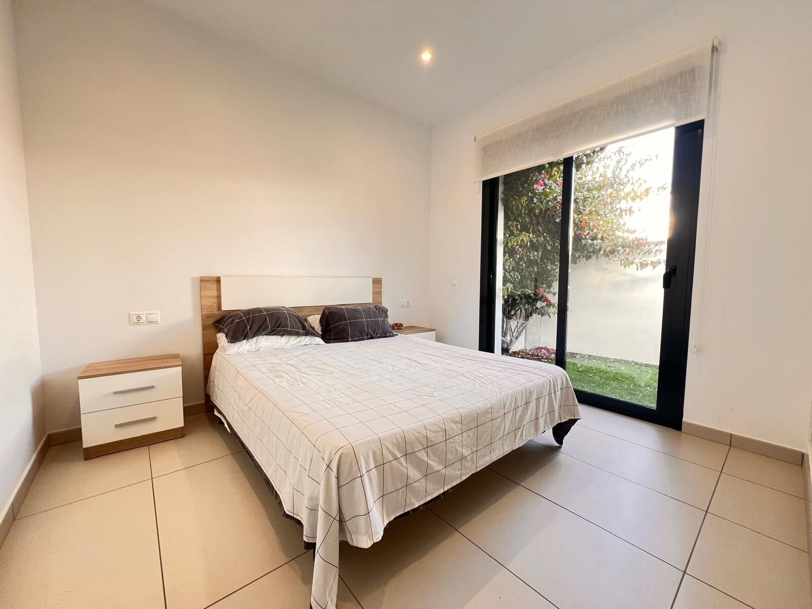 3-Bedroom Villa in Lomas de Cabo Roig, Orihuela Costa - Image 9