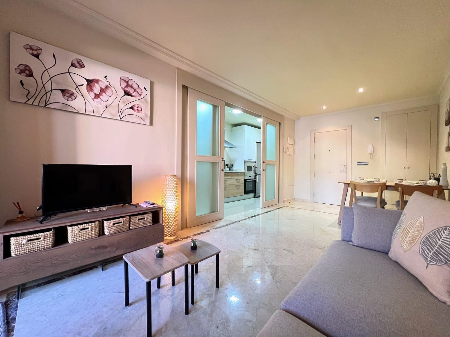 2-Bedroom Apartment in Los Alcázares - Image 16