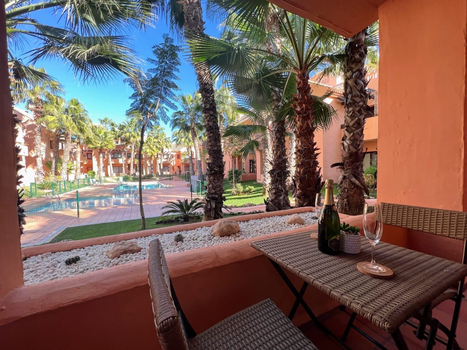 2-Bedroom Apartment in Los Alcázares - Image 18