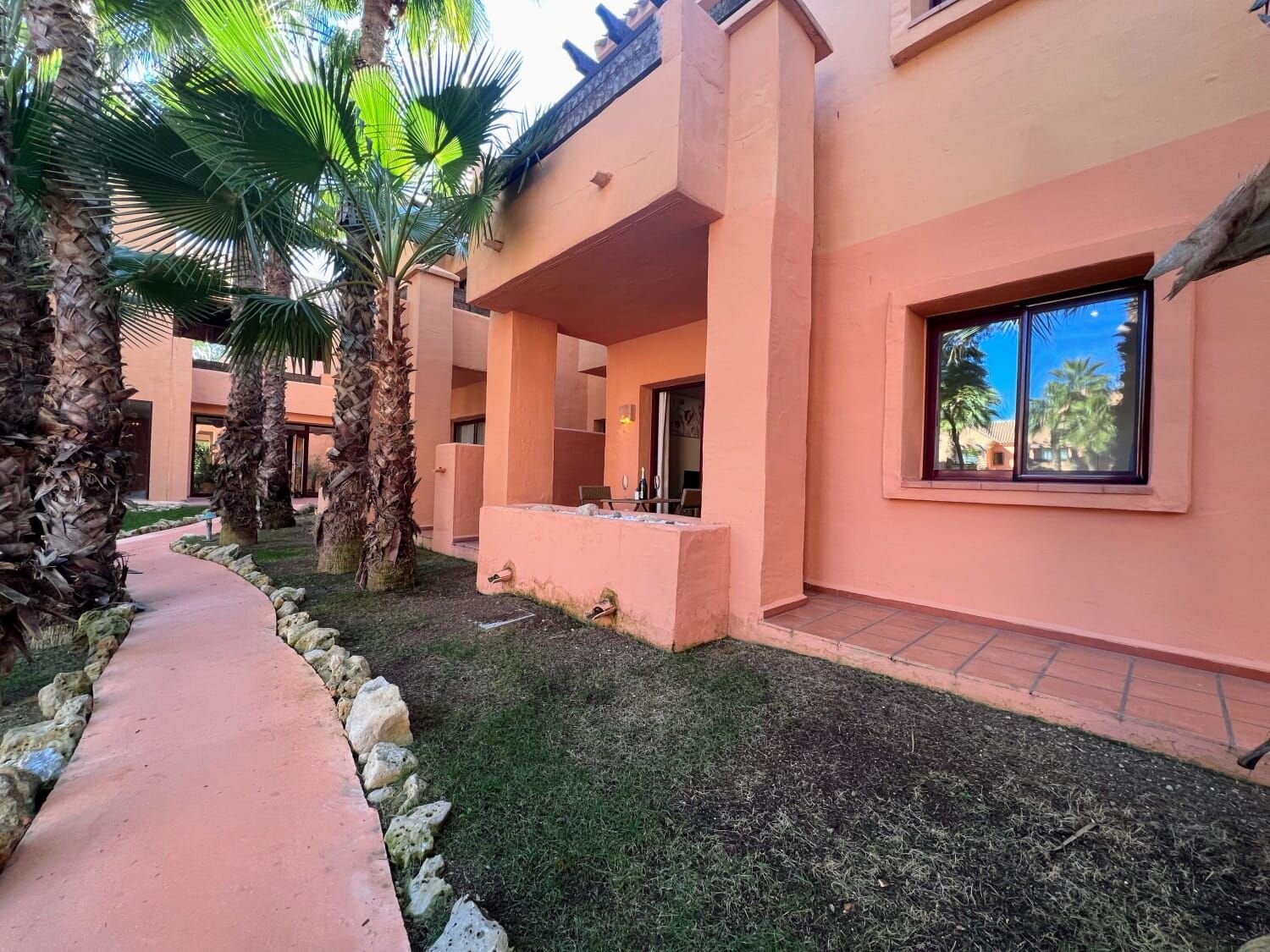 2-Bedroom Apartment in Los Alcázares - Image 20