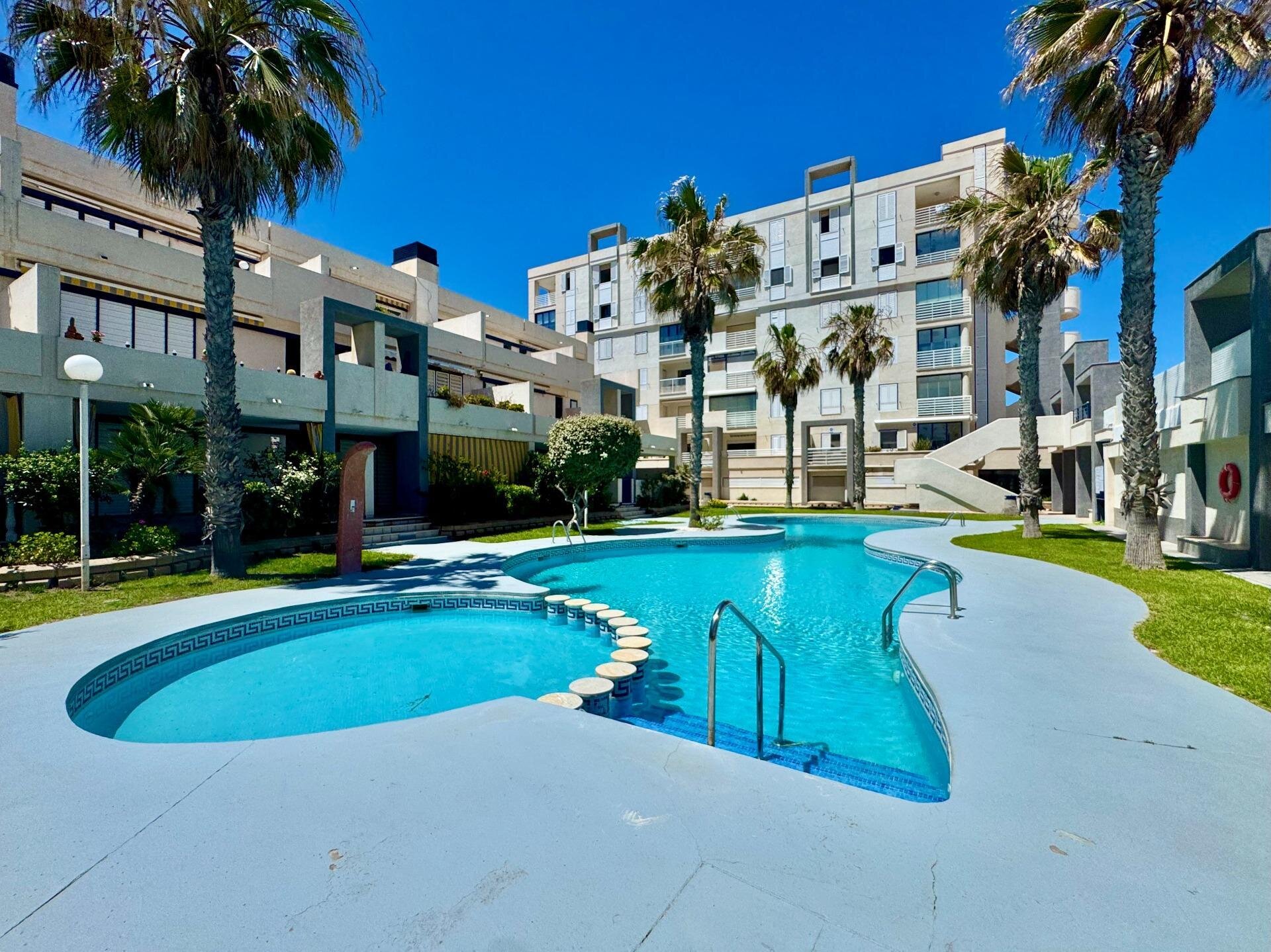 2-Bedroom Apartment in Torre la Mata, Torrevieja - Image 25
