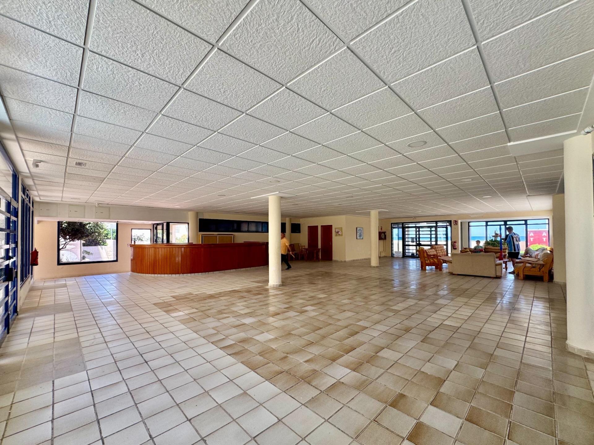 2-Bedroom Apartment in Torre la Mata, Torrevieja - Image 30