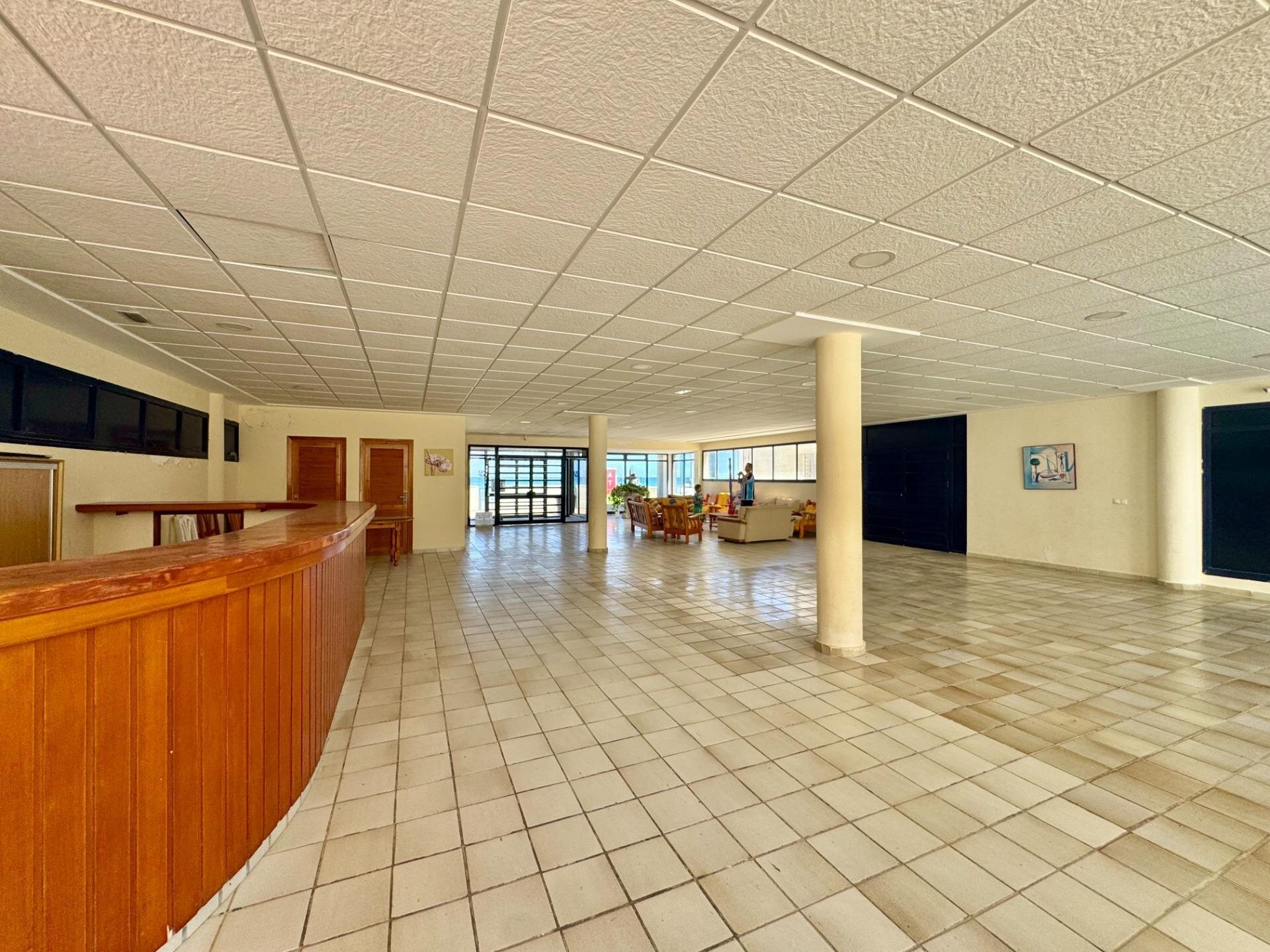 2-Bedroom Apartment in Torre la Mata, Torrevieja - Image 31