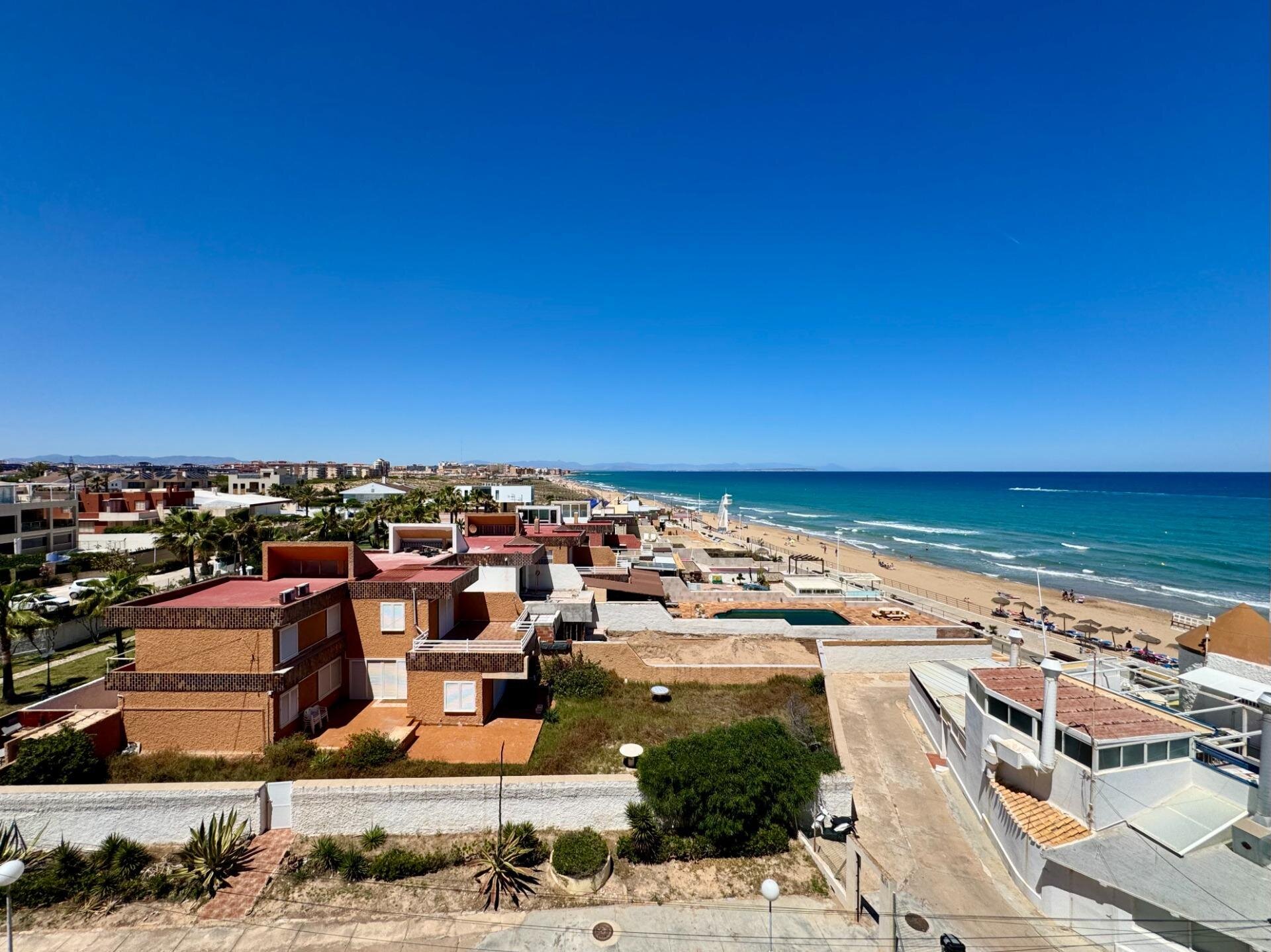 2-Bedroom Apartment in Torre la Mata, Torrevieja - Image 8