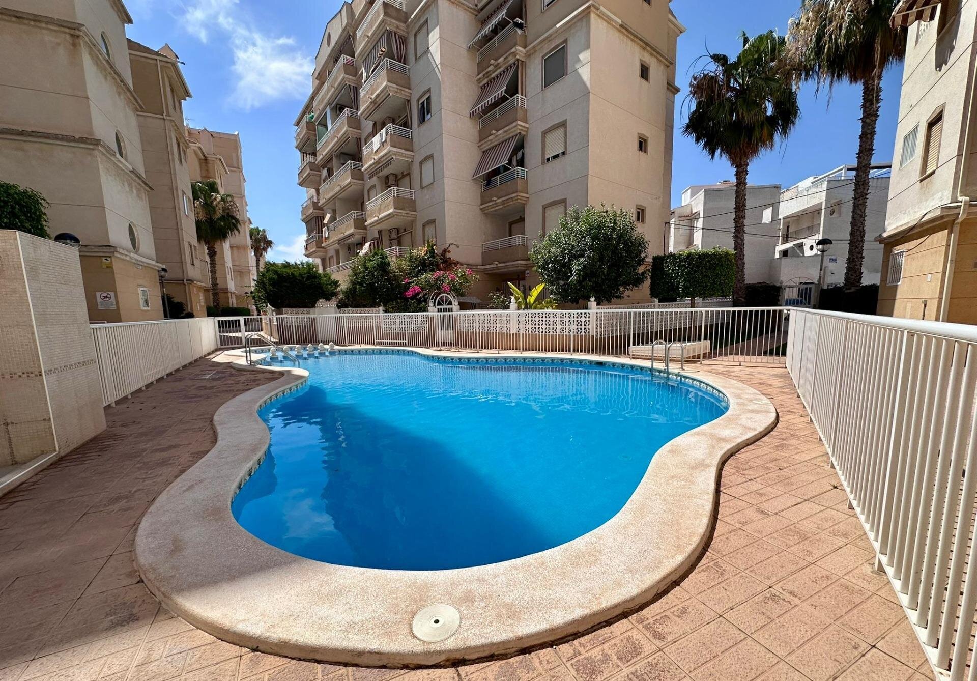 Appartement de 2 Chambres à Estacion de Autobuses, Torrevieja - Image 3
