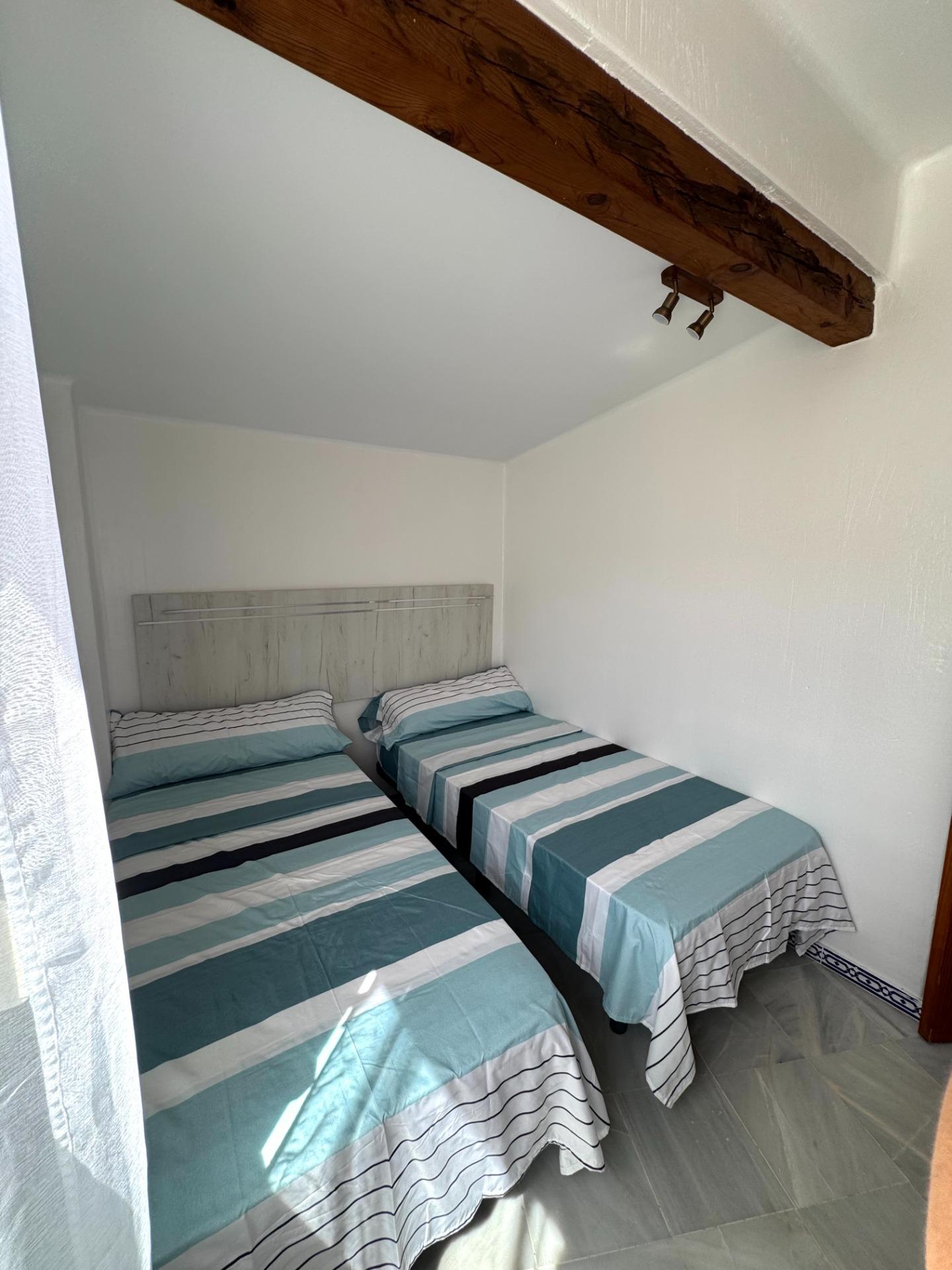 3-Bedroom Penthouse in Los Frutales, Torrevieja - Image 31