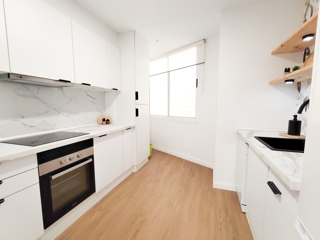 3-Bedroom Apartment in La Zenia, Orihuela Costa - Image 10