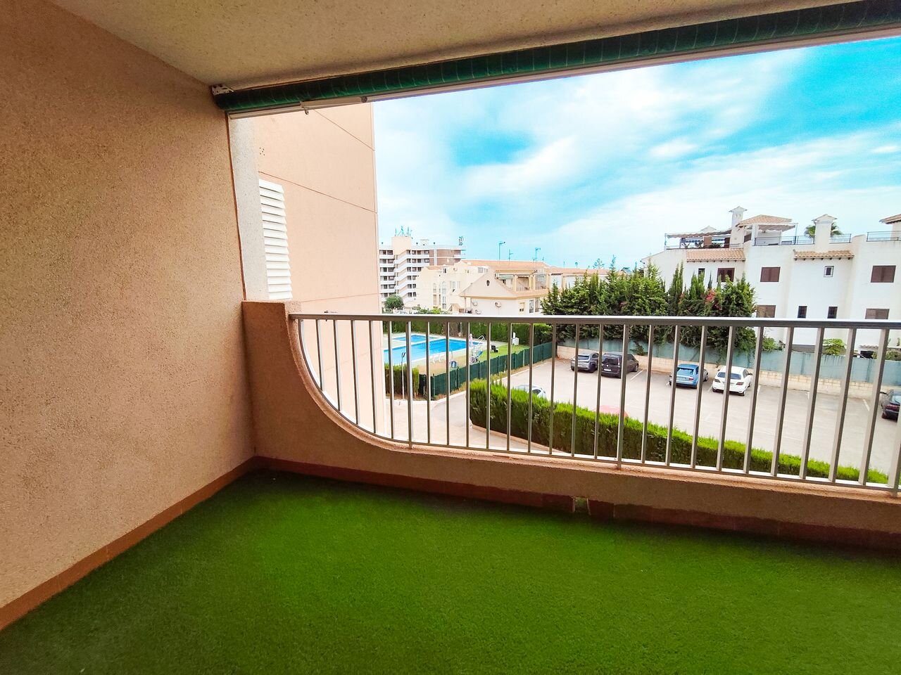 3-Bedroom Apartment in La Zenia, Orihuela Costa - Image 2