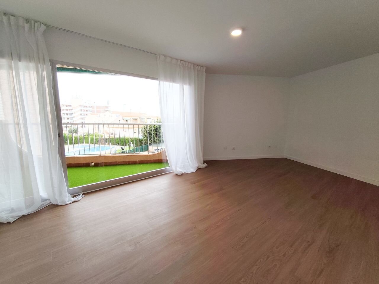 3-Bedroom Apartment in La Zenia, Orihuela Costa - Image 6