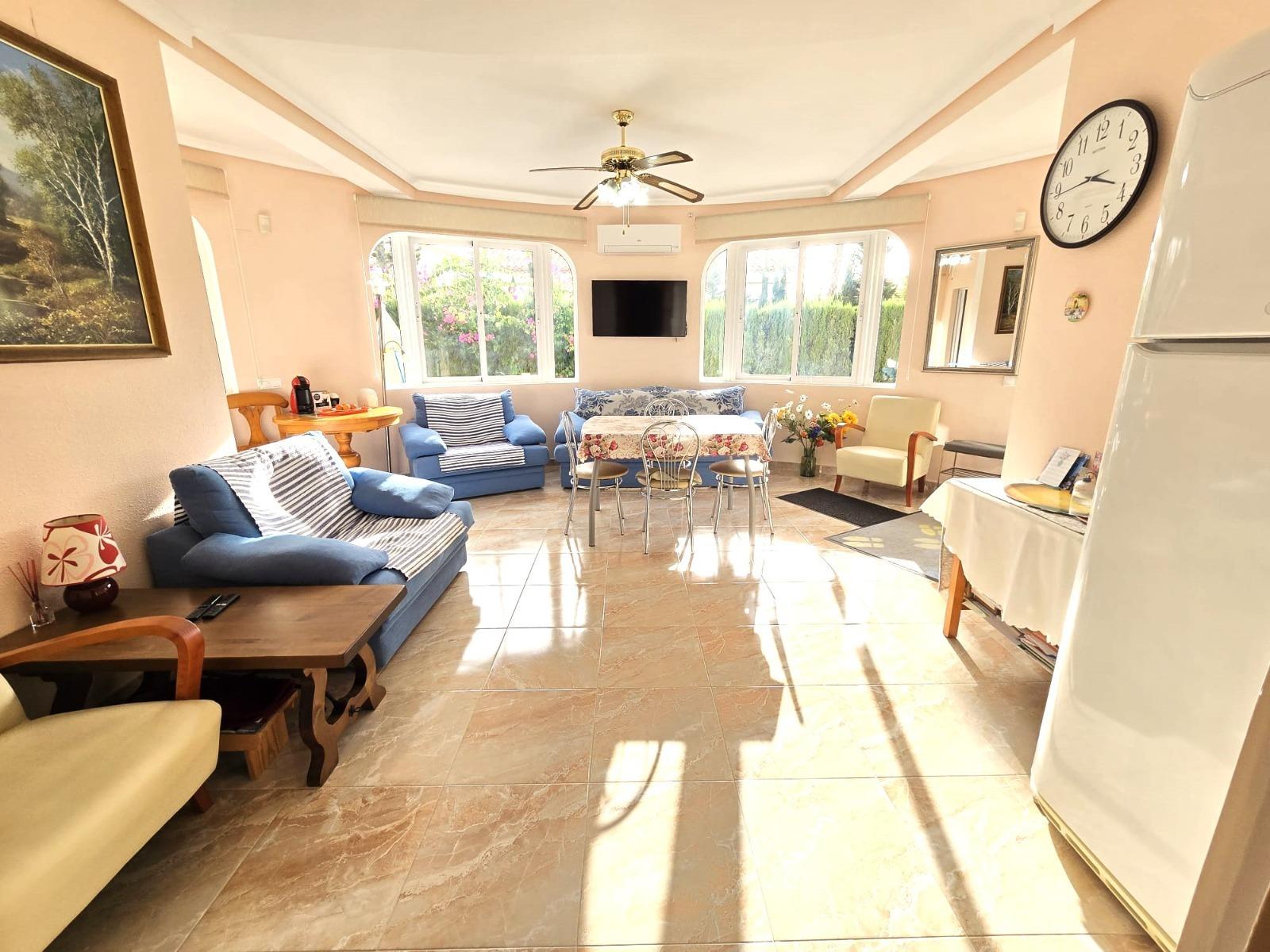 3-Bedroom Villa in Playa Flamenca, Orihuela Costa - Image 4