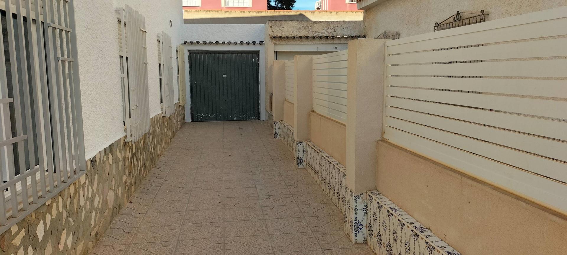 House in Pilar de la Horadada - Image 10