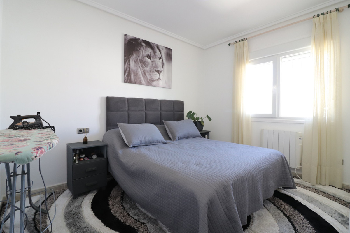 3-Bedroom Detached House in Benijofar | Sunny Casas - Co... - Image 12