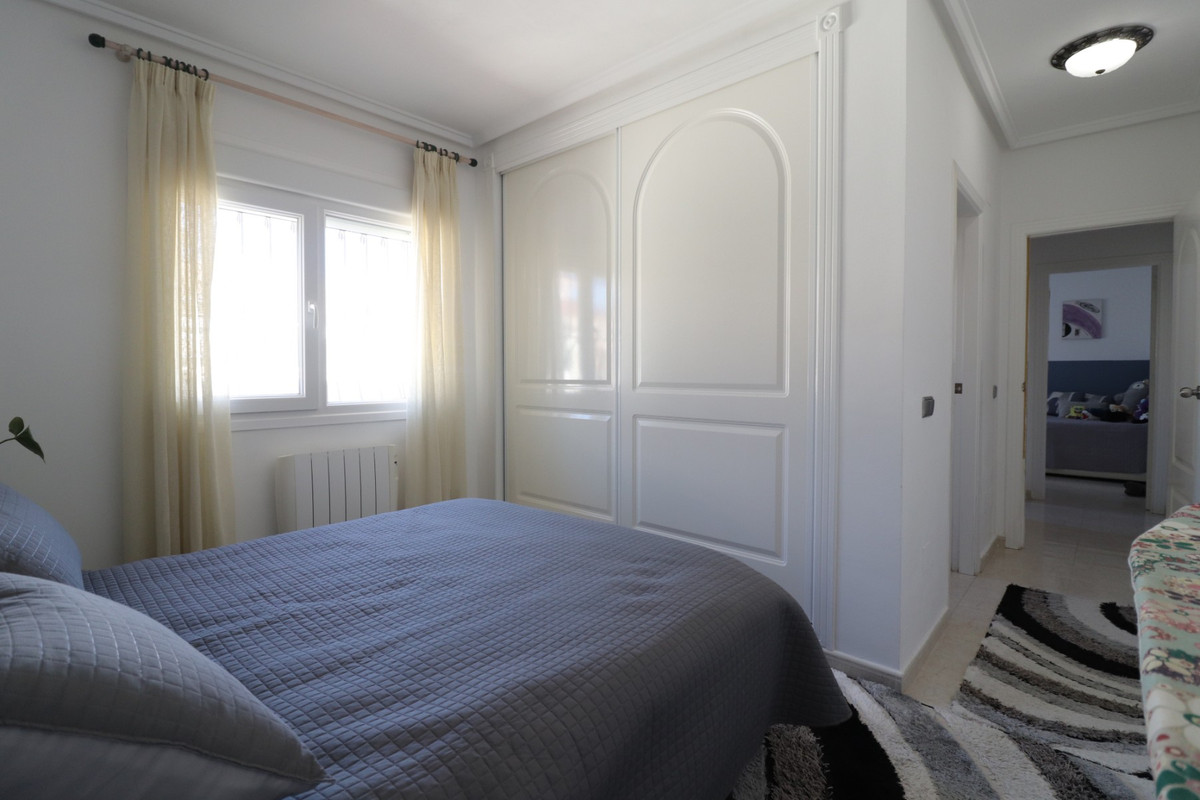 3-Bedroom Detached House in Benijofar | Sunny Casas - Co... - Image 13