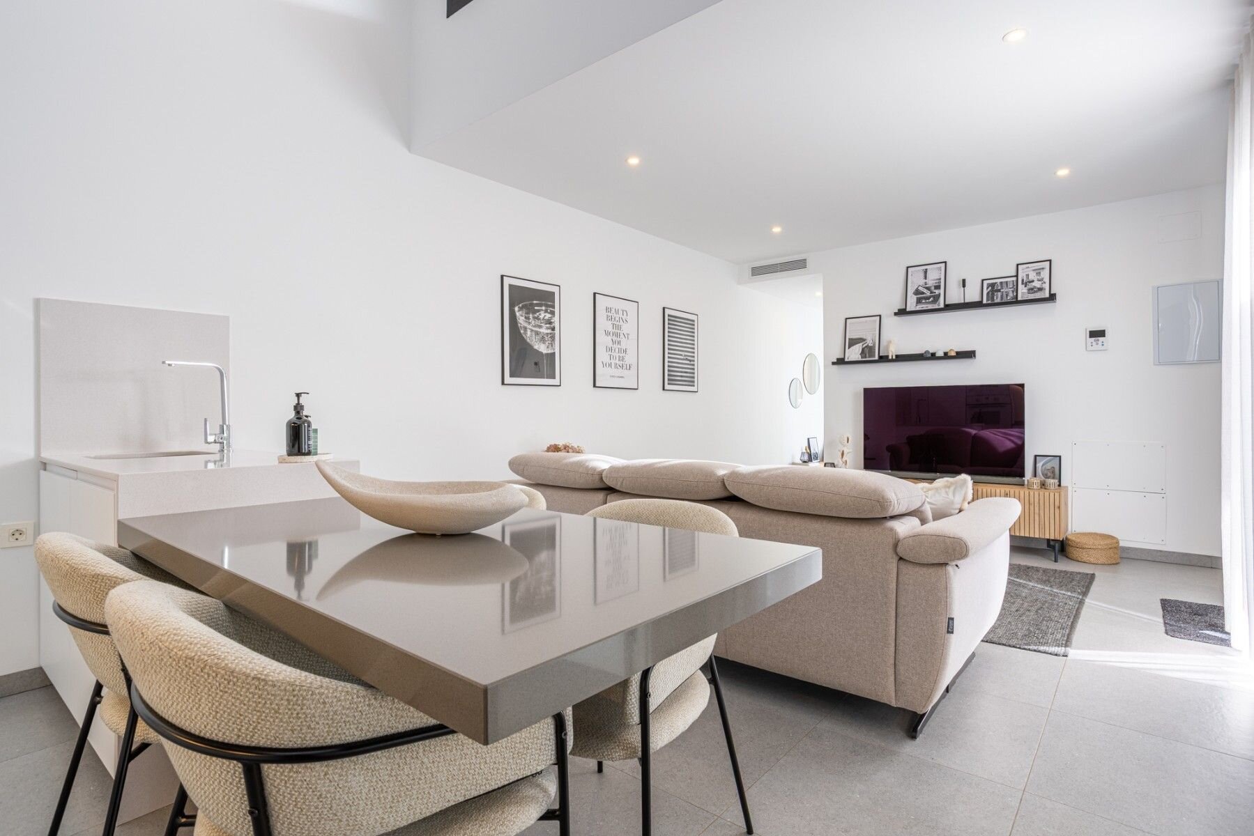 3-Bedroom Villa in Torre - Pacheco - Image 6