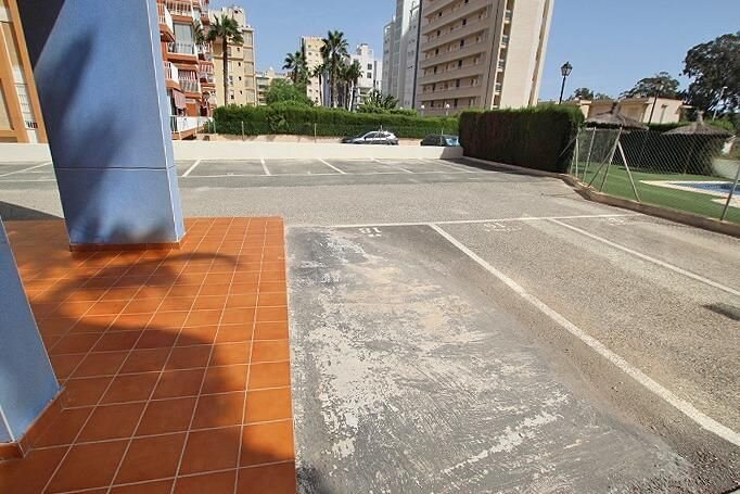 3-Bedroom Apartment in Avenida del Puerto, Guardamar del Segura - Image 25