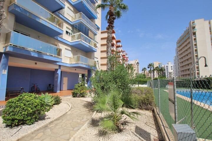 3-Bedroom Apartment in Avenida del Puerto, Guardamar del Segura - Image 30