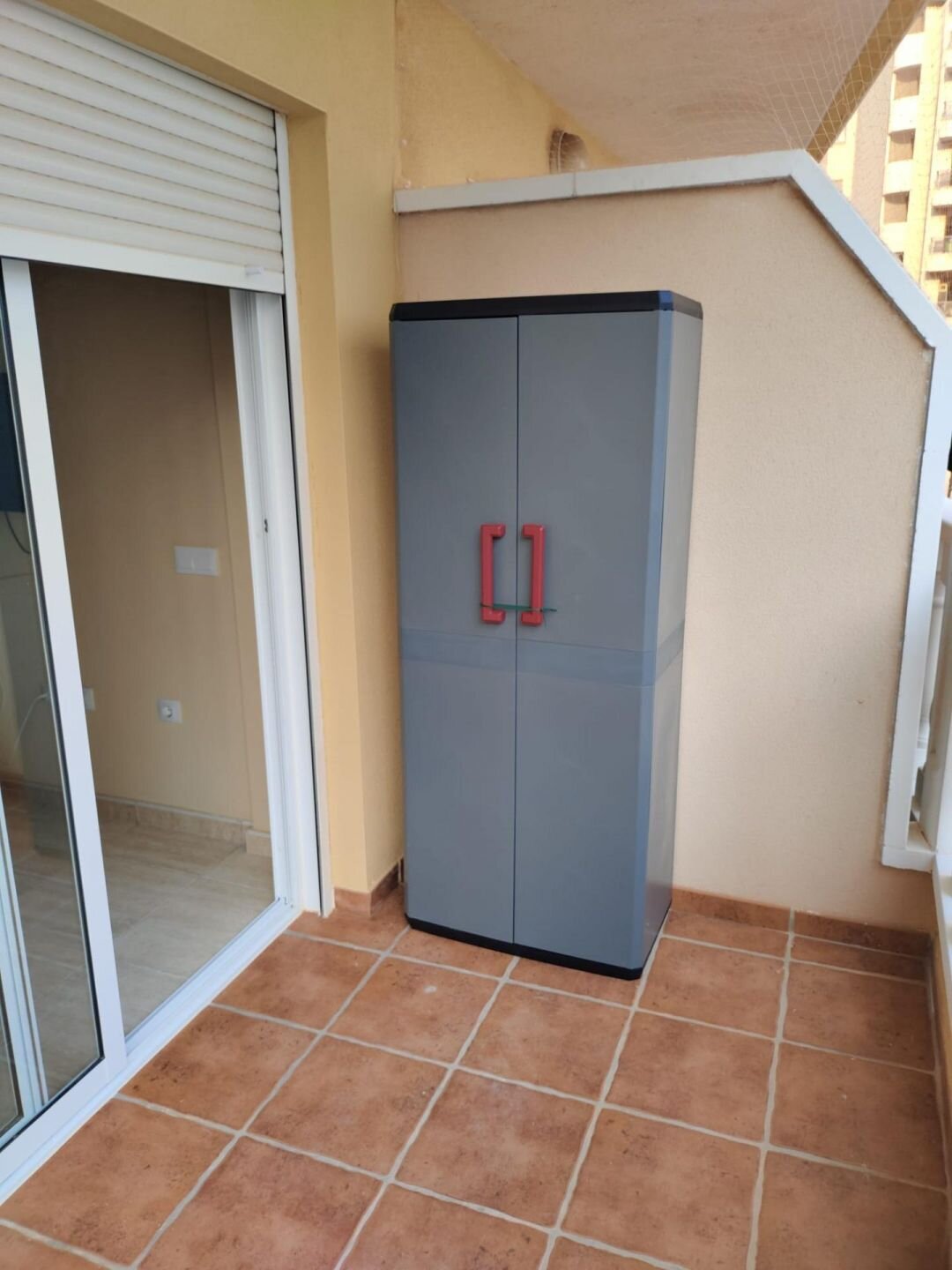 2-Bedroom Apartment in Puerto Deportivo, Guardamar del Segura - Image 21