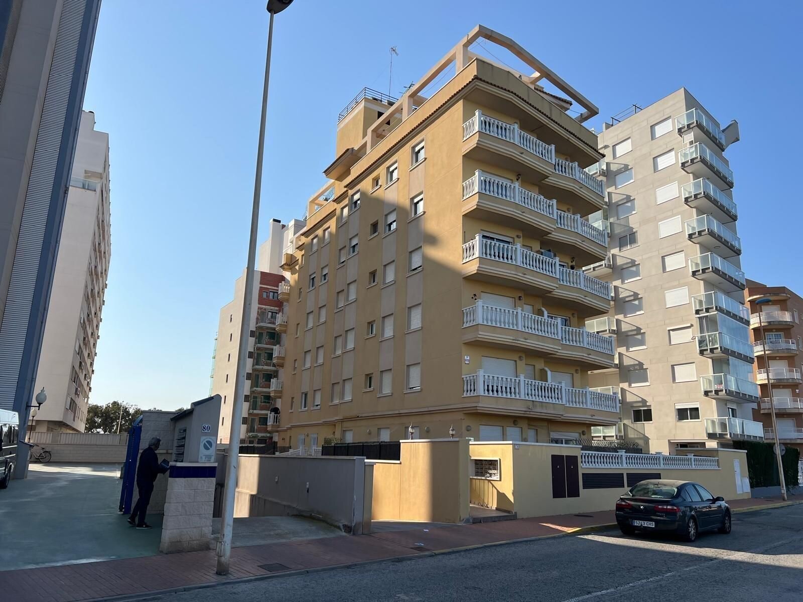 2-Bedroom Apartment in Puerto Deportivo, Guardamar del Segura - Image 24