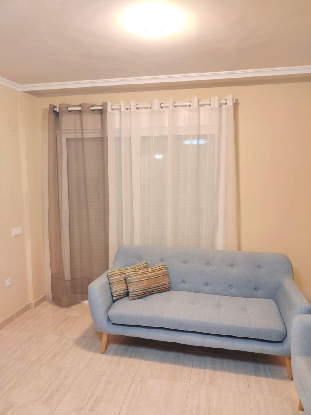 2-Bedroom Apartment in Puerto Deportivo, Guardamar del Segura - Image 6