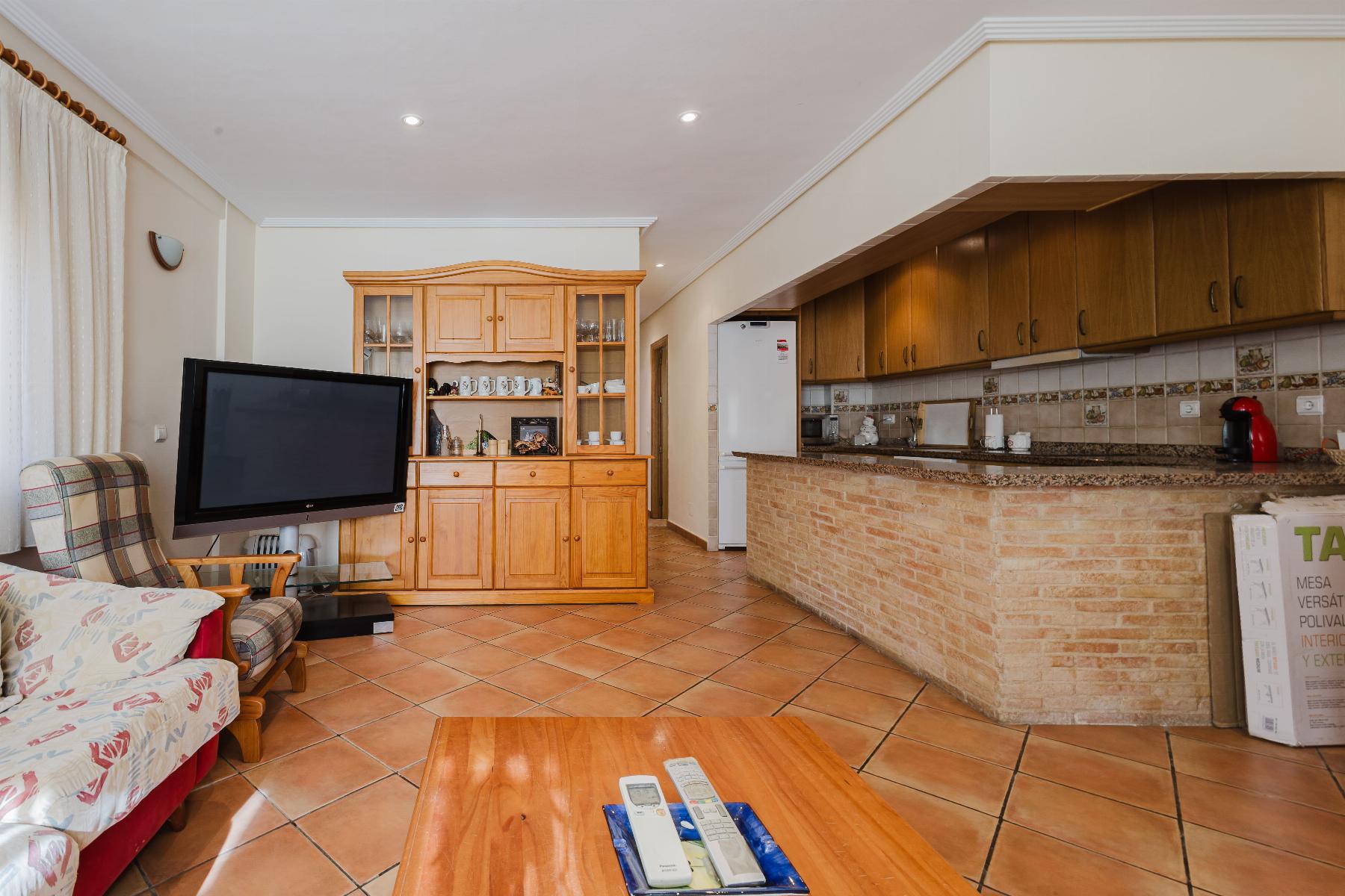 3-Bedroom Bungalow in Los Europeos, Torrevieja - Image 11