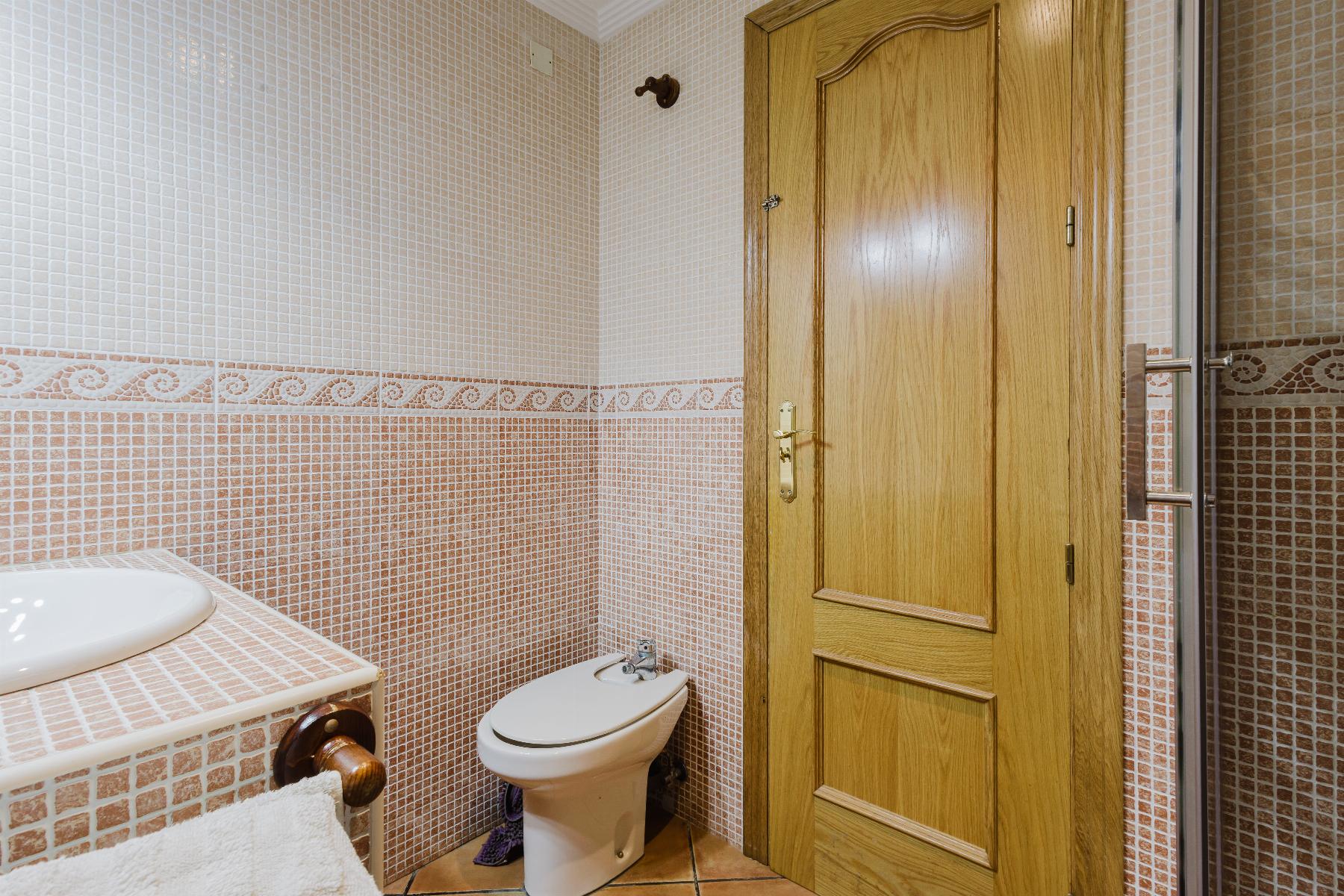 3-Bedroom Bungalow in Los Europeos, Torrevieja - Image 18