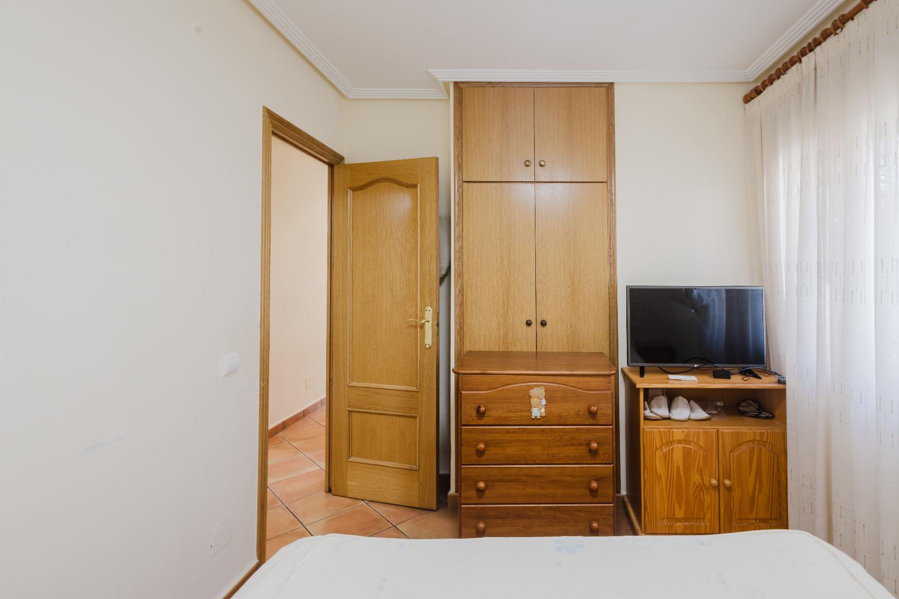 3-Bedroom Bungalow in Los Europeos, Torrevieja - Image 24