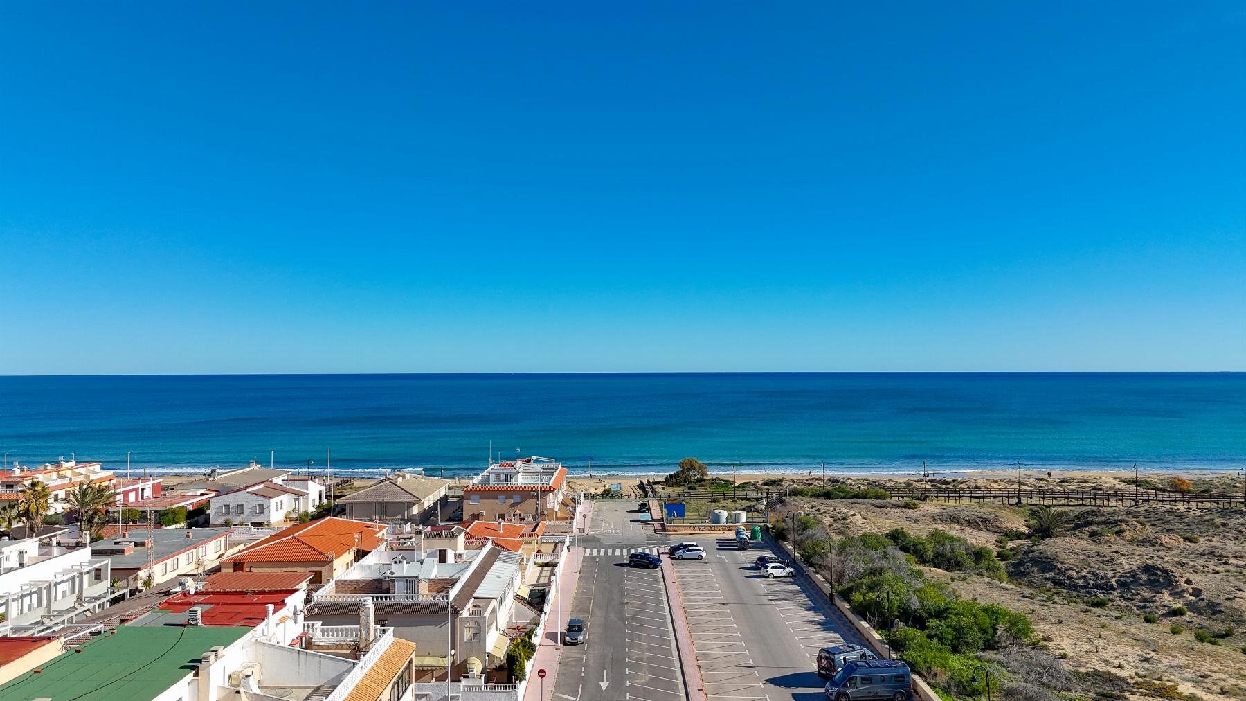 3-Bedroom Bungalow in Los Europeos, Torrevieja - Image 28
